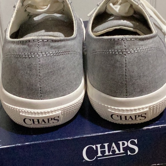 Chaps Oxford Cloth Tennis Shoes - Size 9.5 - Picture 5 of 6